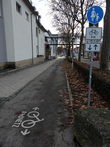 Fuß- und Radweg Herrenberg