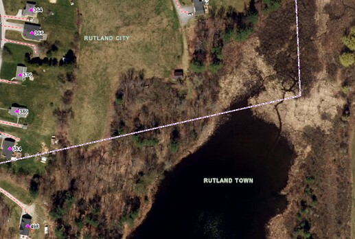 Boundary between Rutland City and Rutland Town as seen on the VT e911 viewer map