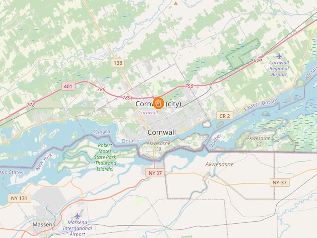 Cornwall (city) labeled along Highway 401 just north of Cornwall, both within Cornwall.