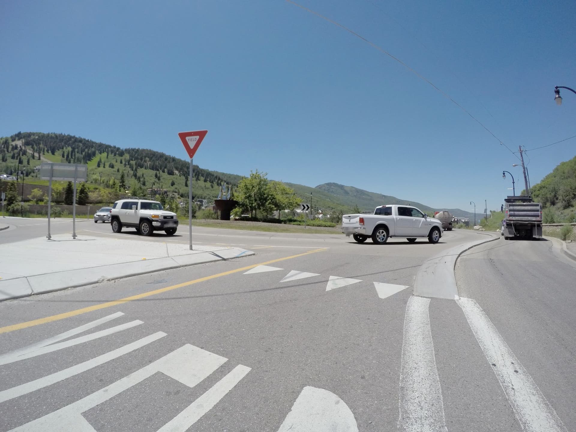 Deer Valley Drive at Marsac Avenue, Park City, Utah © 2015 ToeBee